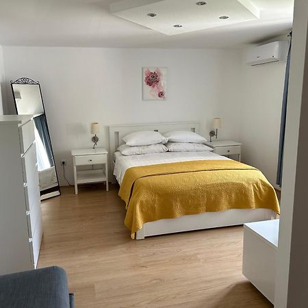 Volmefamily Apartment Pula Luaran gambar