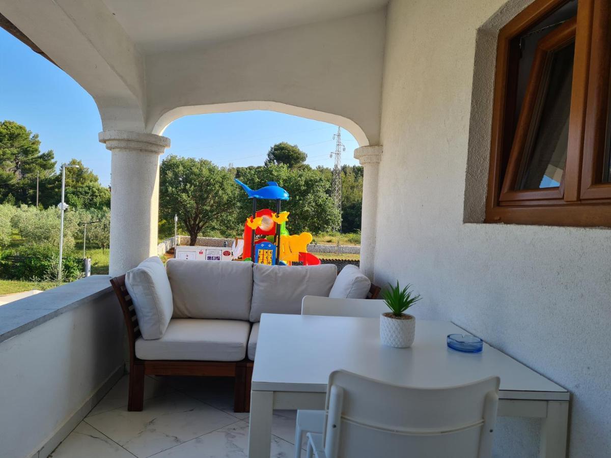 Volmefamily Apartment Pula Luaran gambar