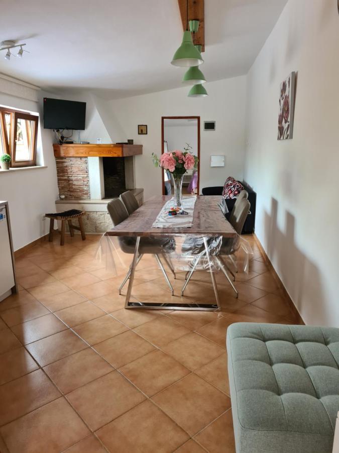 Volmefamily Apartment Pula Luaran gambar